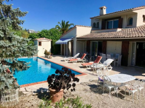Villa carina